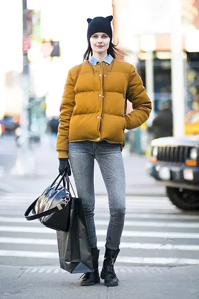 You can also wear it fashionably in winter