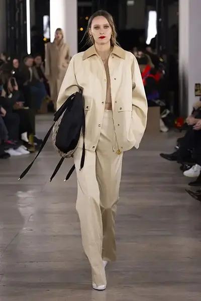 The most beautiful “jacket” in autumn, whoever wears it is fashionable!